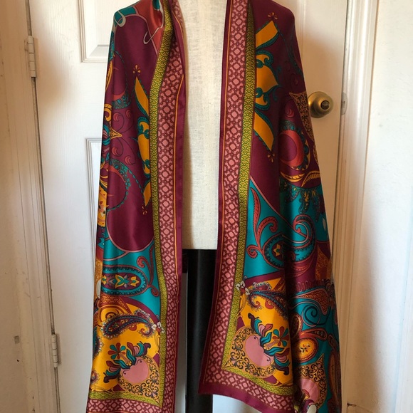 Powder Large Printed Scarf - Picture 2 of 7